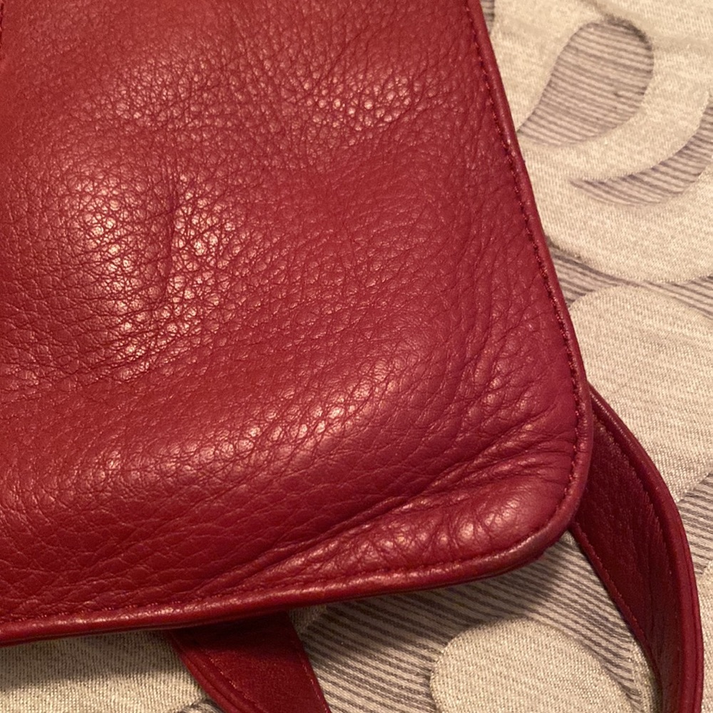 EUC Stone Mountain Crossbody bag. - Picture 11 of 13